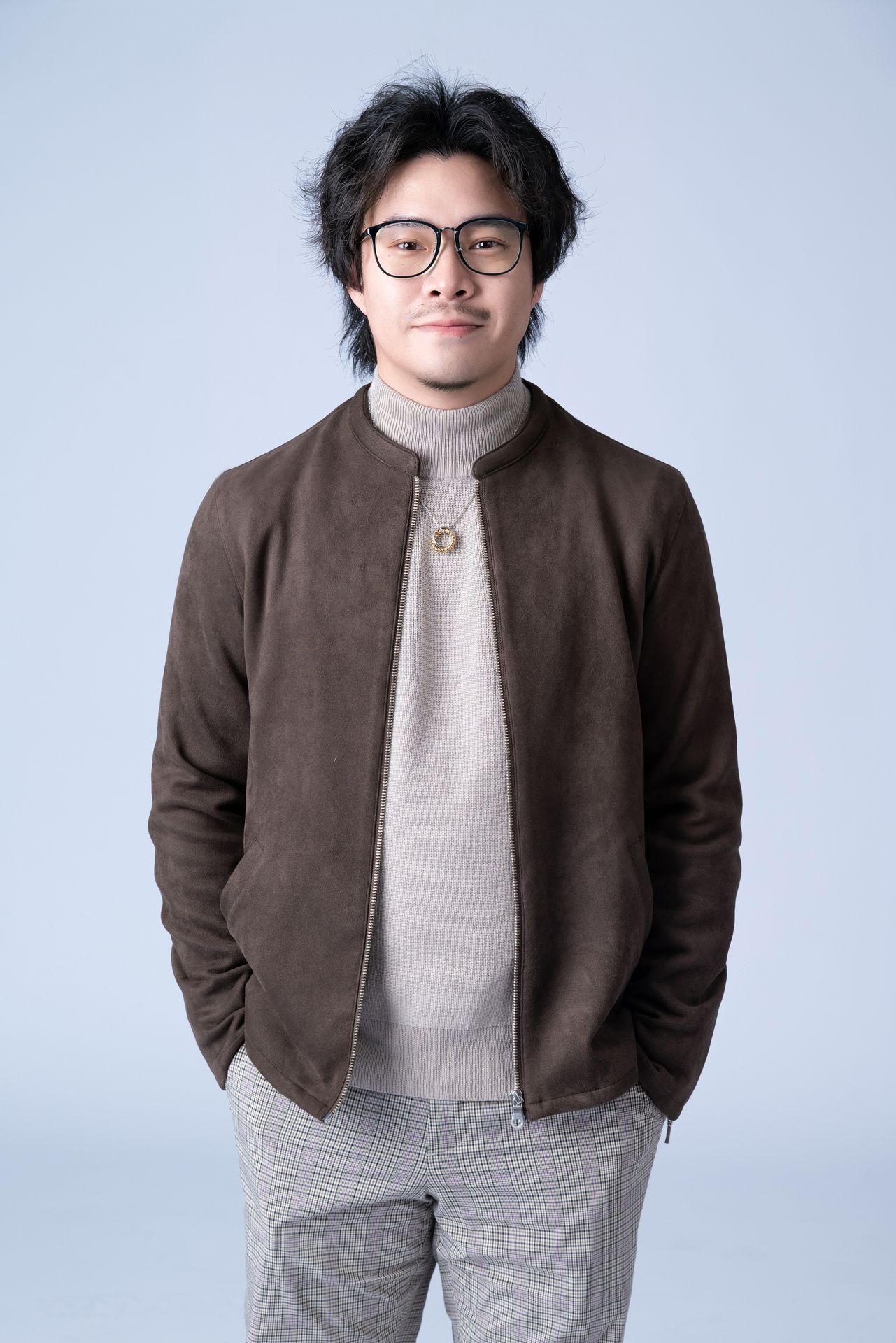 用聲音搭一張長桌，小歐的 Podcast 陪伴哲學與藍海定位